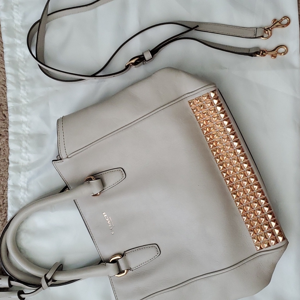 Coach tote purse